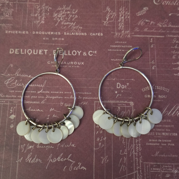 Vintage Jewelry - Vintage Mop Drop Dangle Seashell Cluster Disk Earrings